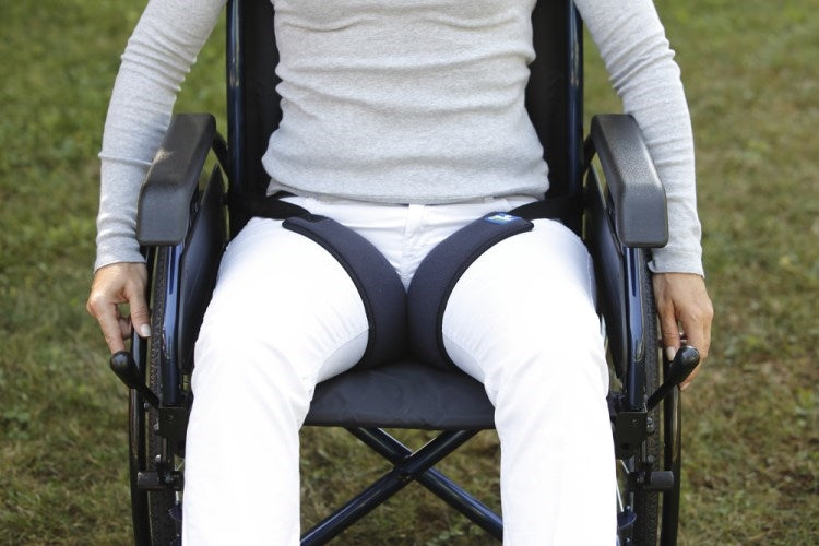 Padded Wheelchair Safety Belt with Leg Divider – Adjustable, Quick-Release, Universal Fit