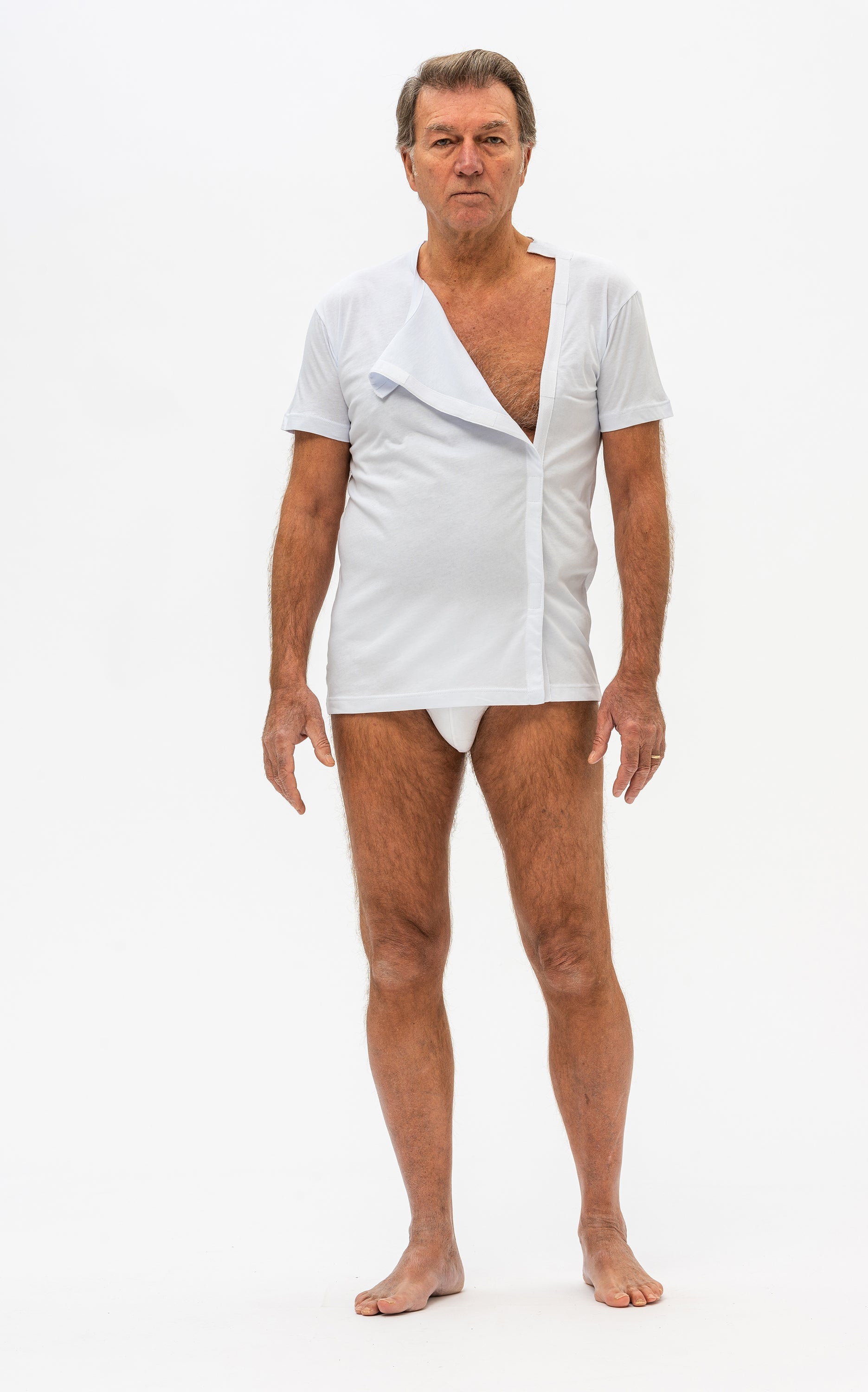 T-shirt with side opening and tear-away fastening