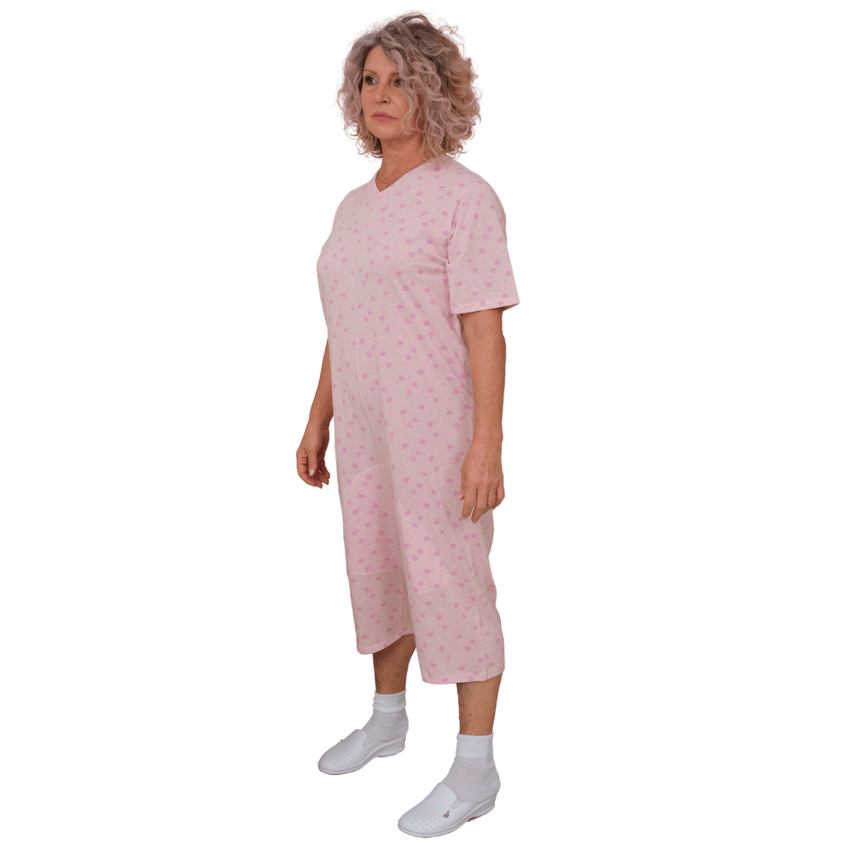 Pink short-sleeved pyjamas and shorts set by Ferrucci Comfort, cotton-polyester blend with a back zip fastener.