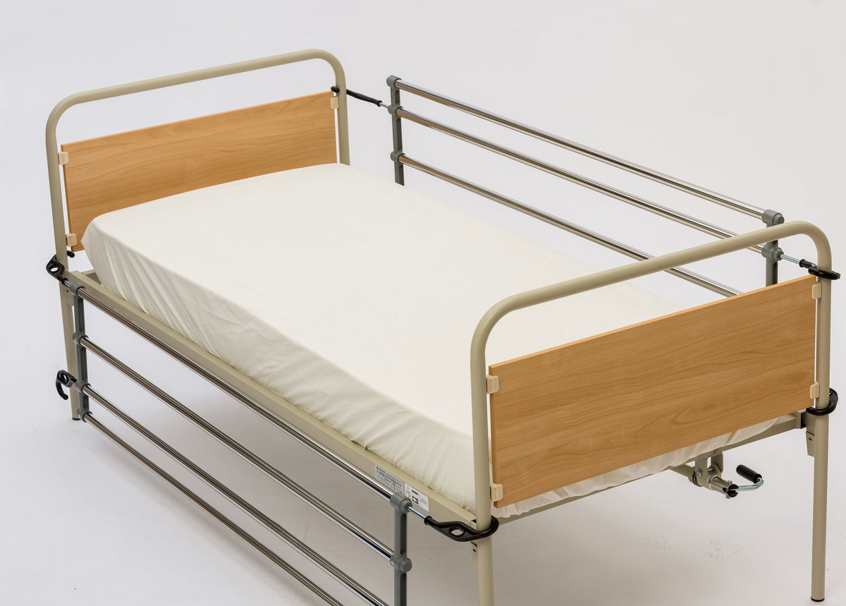 Ferrucci Comfort Rinascita mattress protector showing a soft, fitted fabric cover designed to protect and extend the life of a mattress.