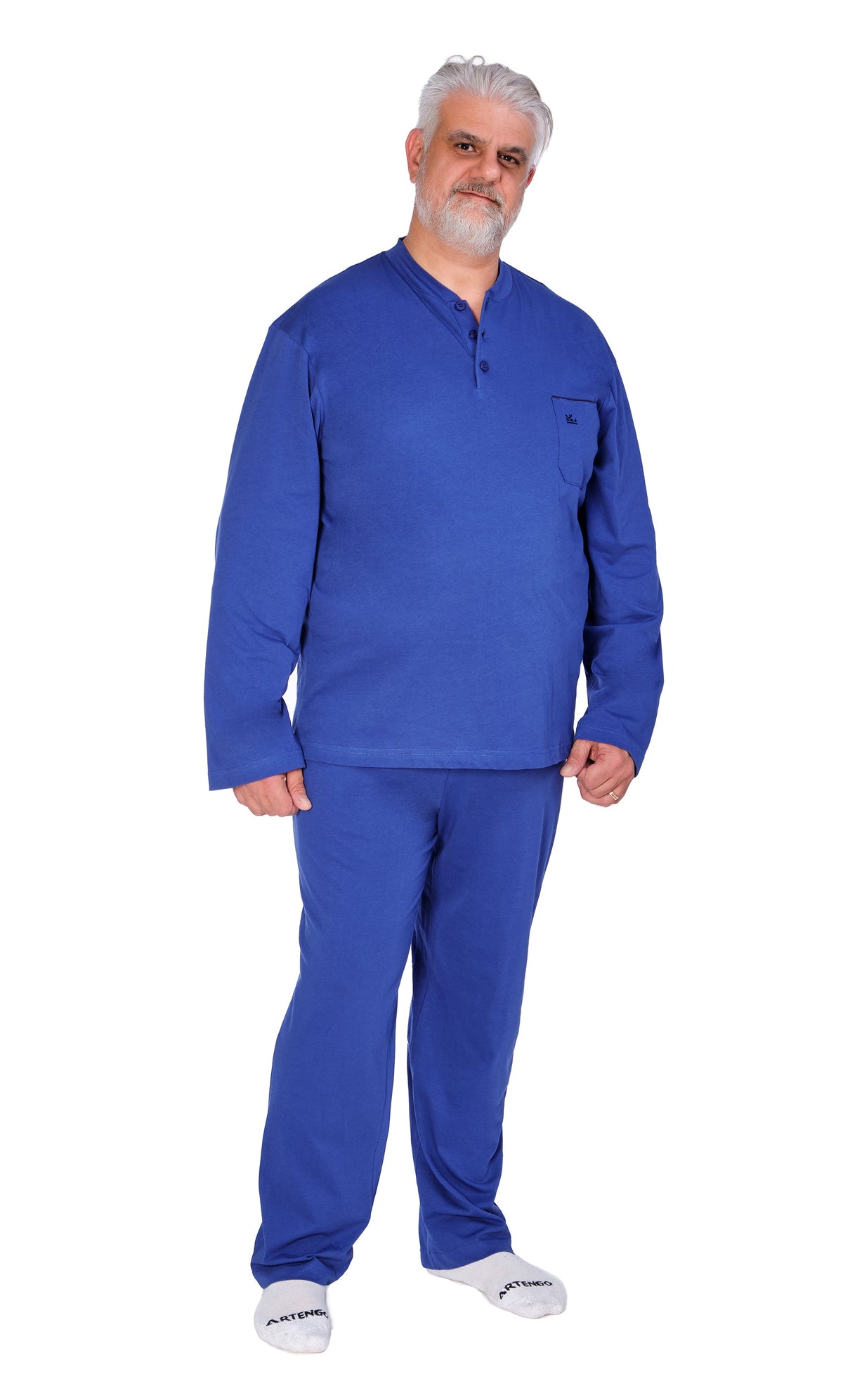 Men’s plus size Ferrucci Comfort cotton jersey pajamas with button-up t-shirt in light and navy blue, oversized fit, model 9074.