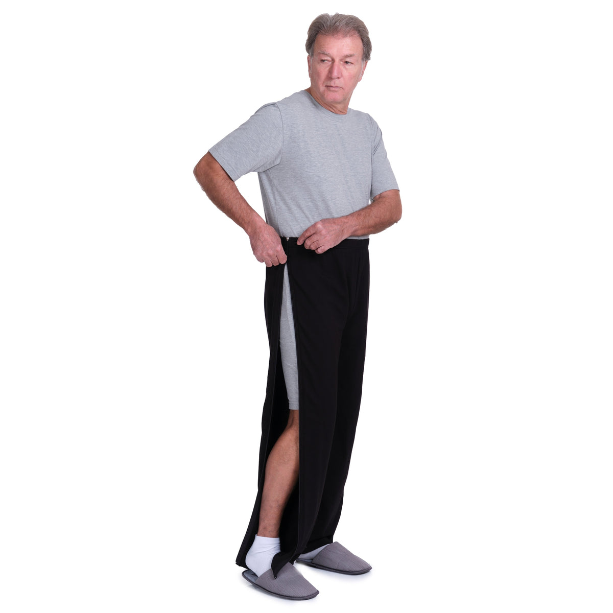 Gray post-operative rehabilitation trousers with zips on both sides by Ferrucci Comfort, designed for easy wearing and recovery.