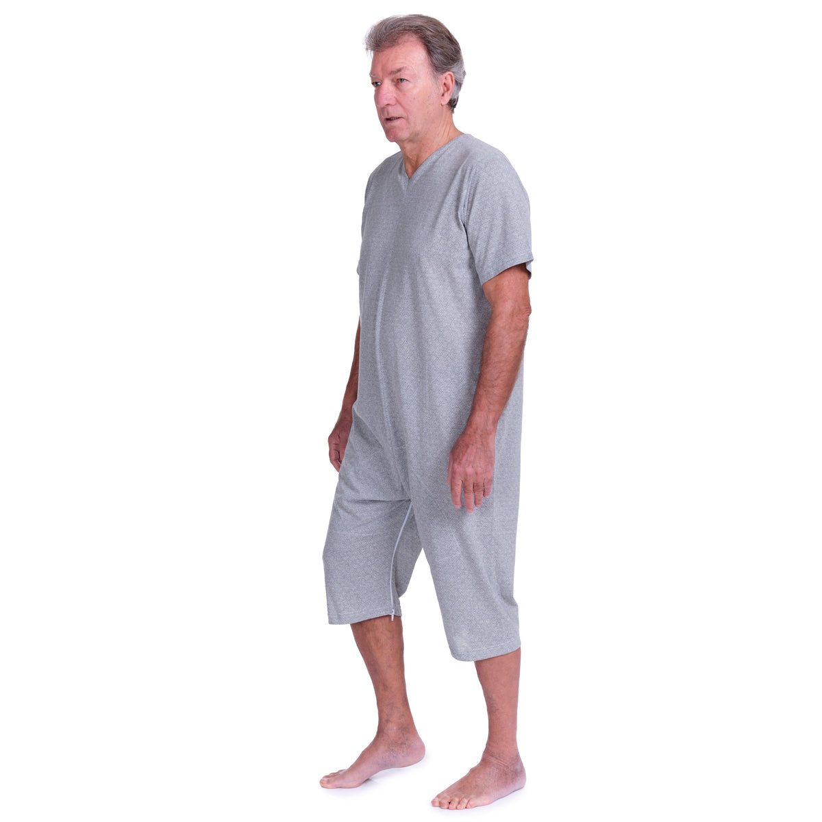 Light blue Ferrucci Comfort short-sleeved pyjamas and shorts with two zips, made of cotton/polyester blend.