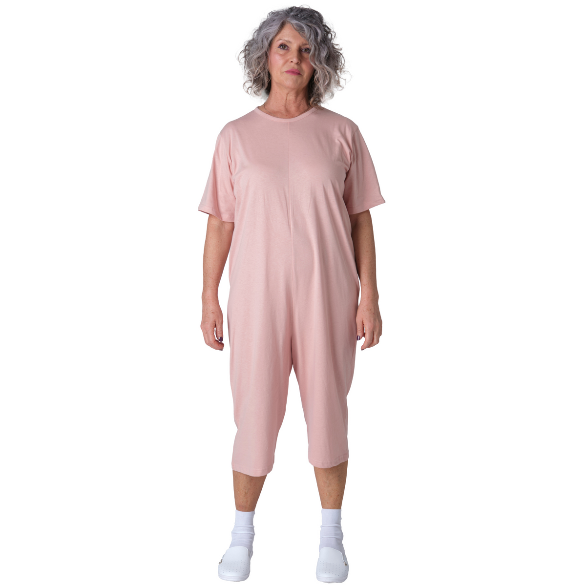 Pink adaptive back-zip pyjama set from Ferrucci Comfort with short sleeves and shorts, designed for elderly and dementia care.
